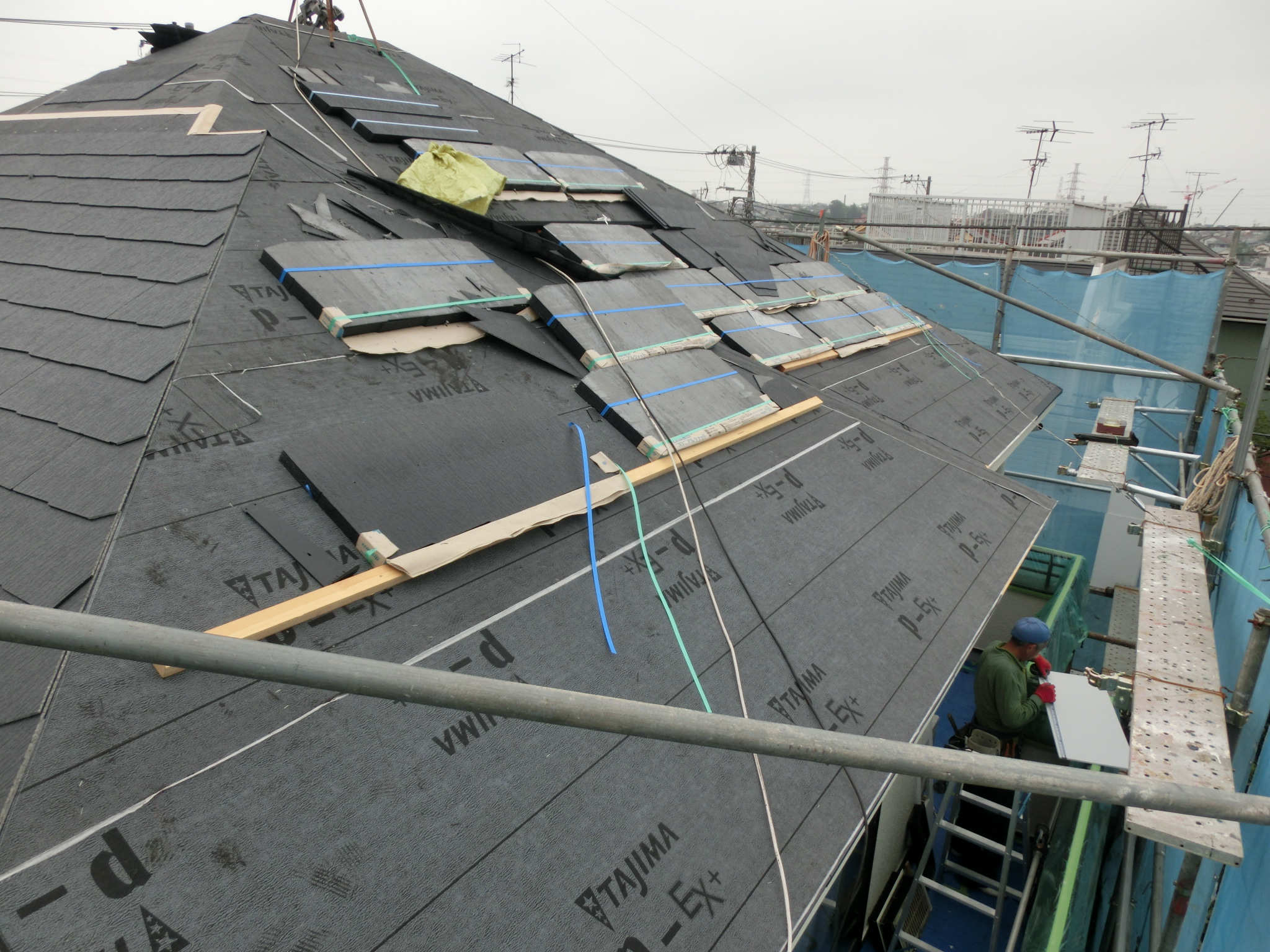 山内邸屋根雨漏り